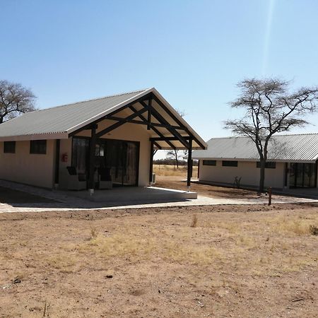 Khan River Lodge Wilhelmstal Bagian luar foto
