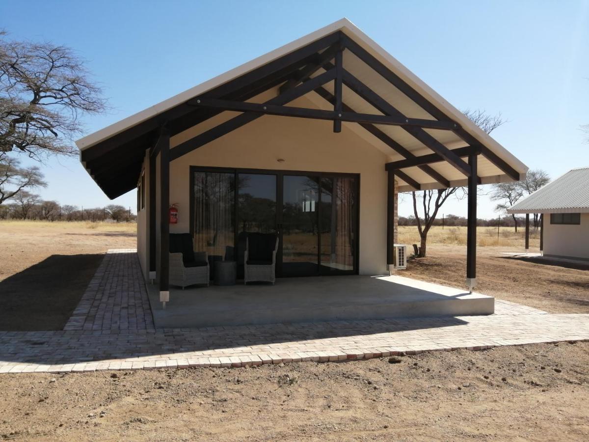 Khan River Lodge Wilhelmstal Bagian luar foto