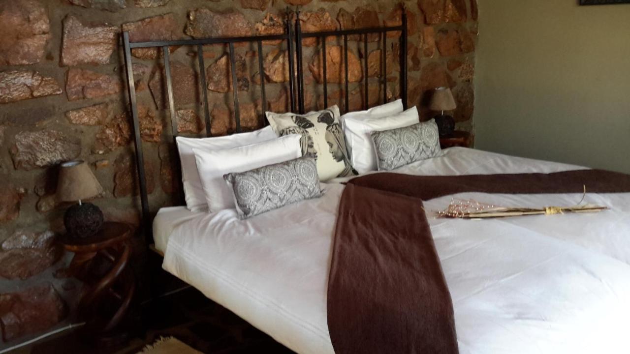 Khan River Lodge Wilhelmstal Bagian luar foto