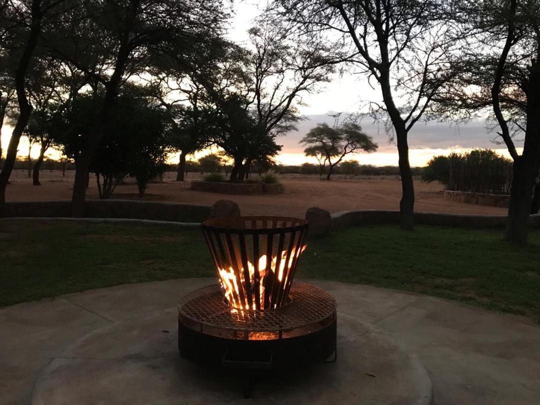Khan River Lodge Wilhelmstal Bagian luar foto