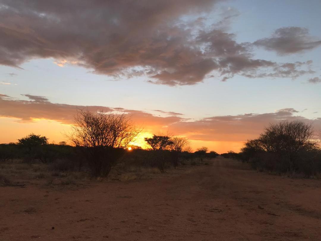 Khan River Lodge Wilhelmstal Bagian luar foto