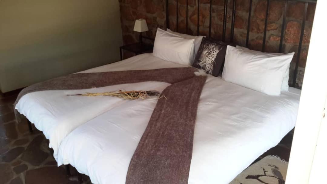 Khan River Lodge Wilhelmstal Bagian luar foto